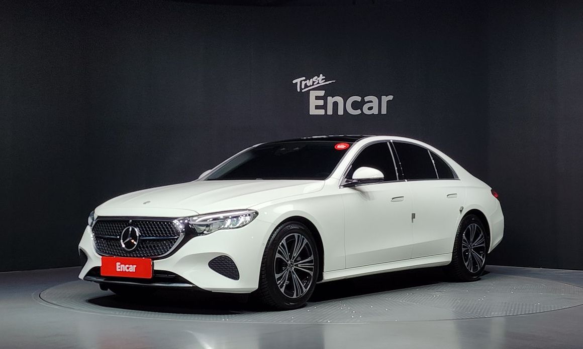 Mercedes-Benz E-Class 2025