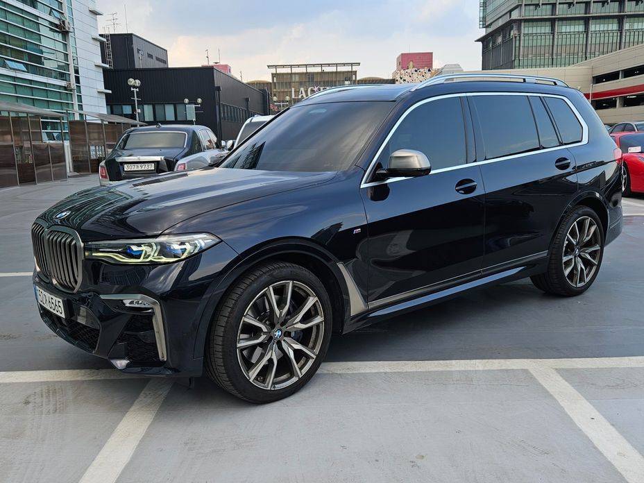 BMW X7 2022