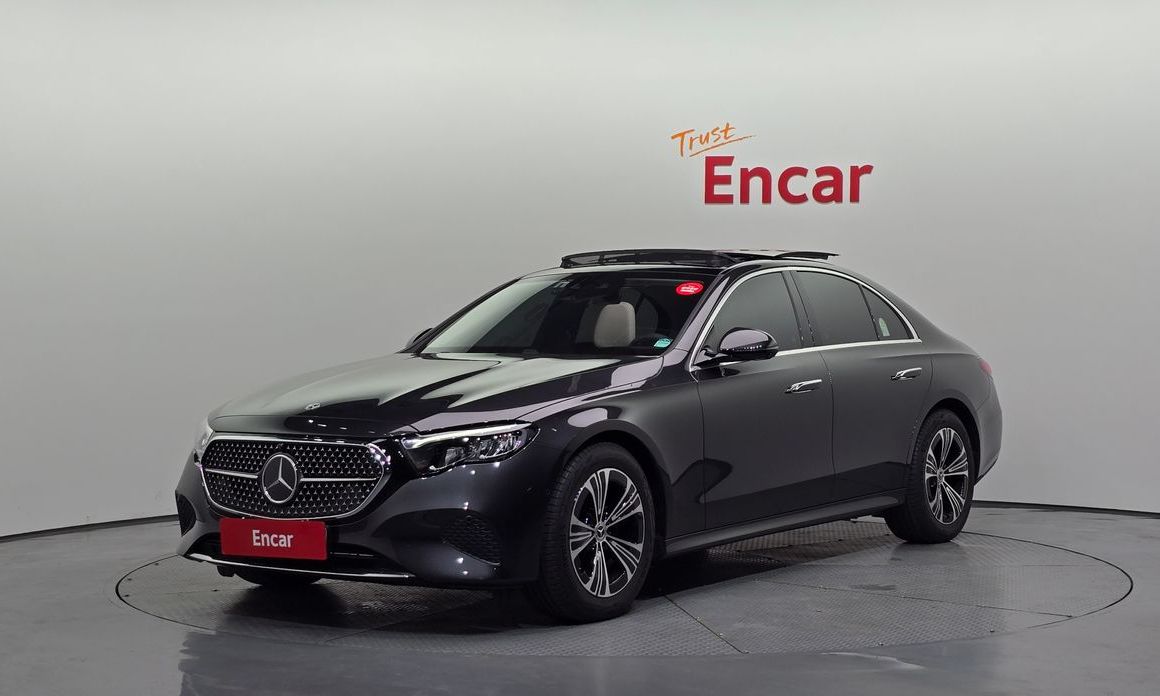 Mercedes-Benz E-Class 2025