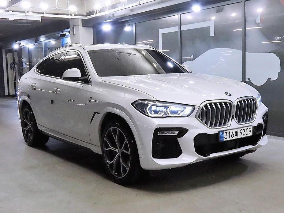 BMW X6 2021