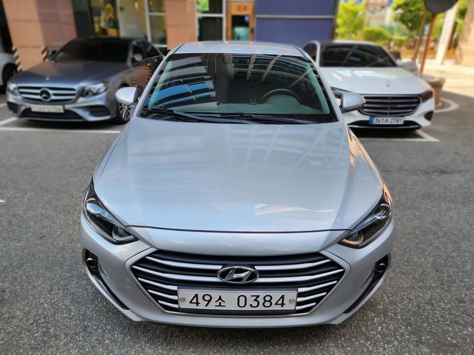 Hyundai AVANTE 2017
