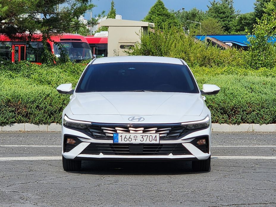 Hyundai AVANTE 2024