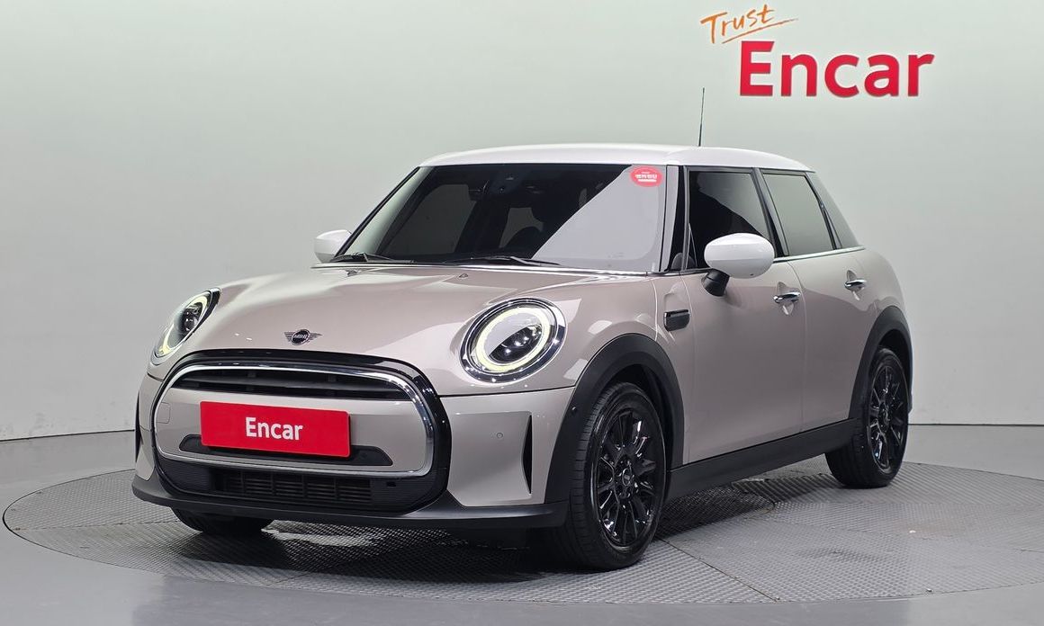 Mini Cooper 2024