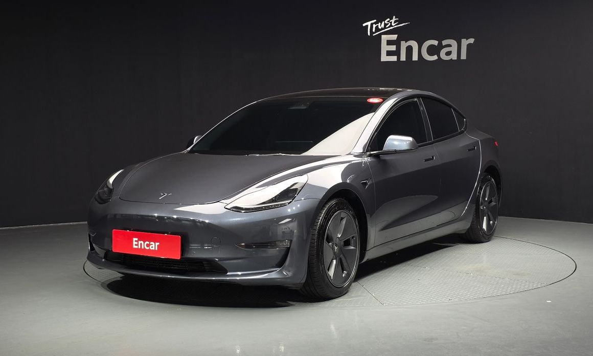 Tesla Model 3 2022