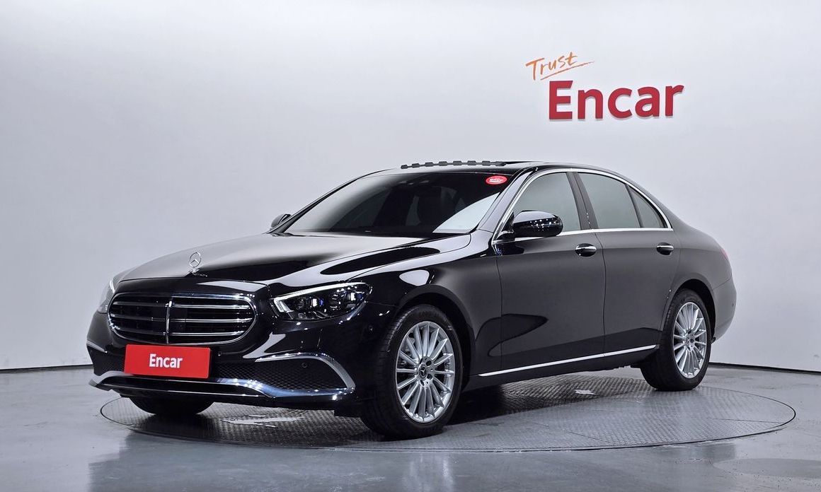 Mercedes-Benz E-Class 2021