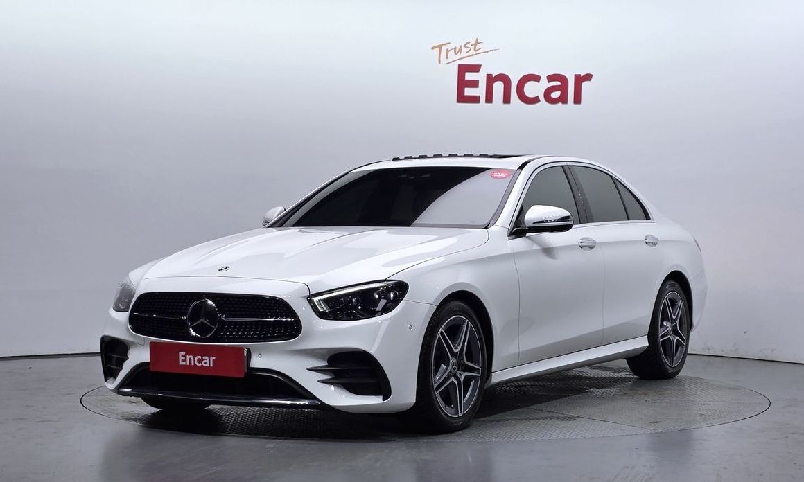 Mercedes-Benz E-Class 2023