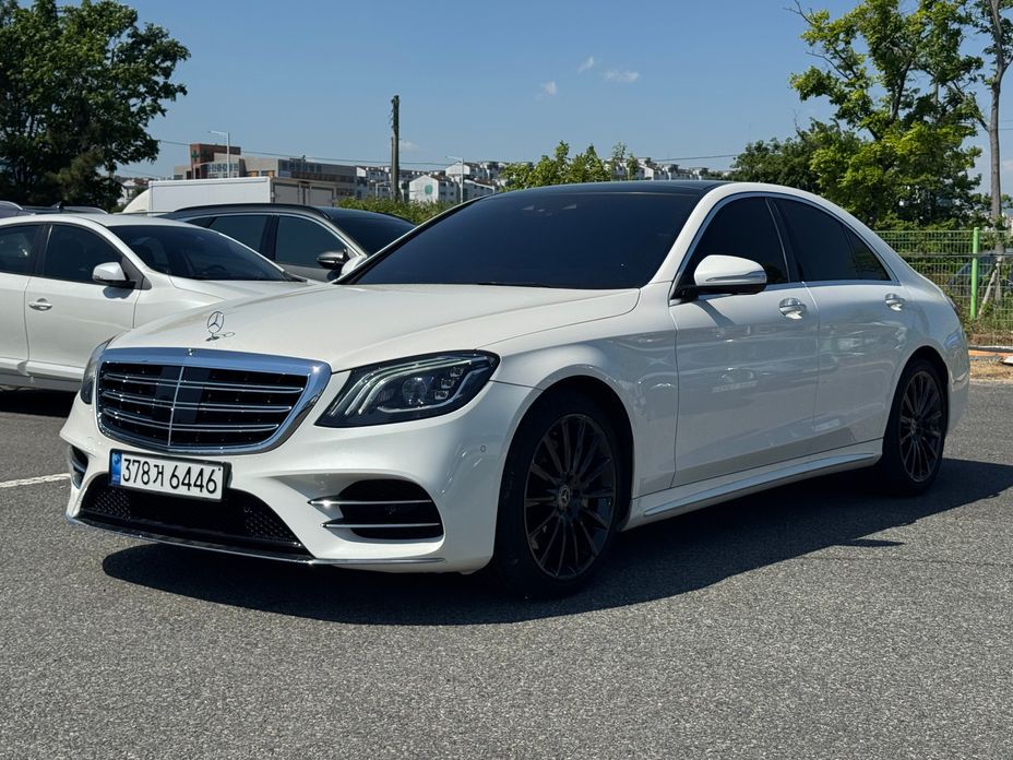 Mercedes-Benz S-Class 2020