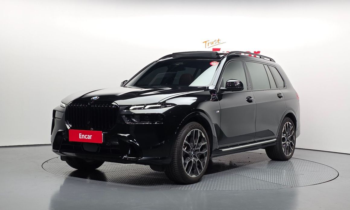 BMW X7 2025