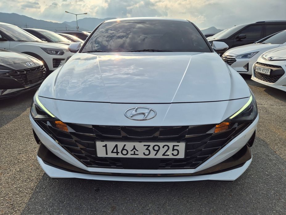 Hyundai AVANTE 2023
