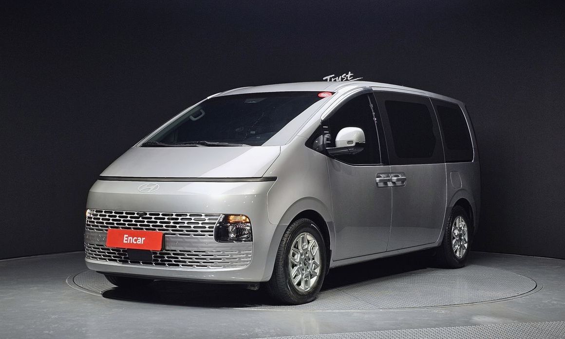 Hyundai Staria 2025
