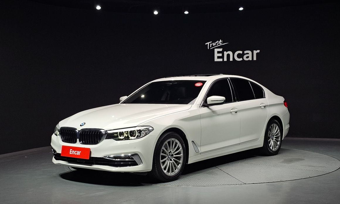 BMW 5-Series 2020