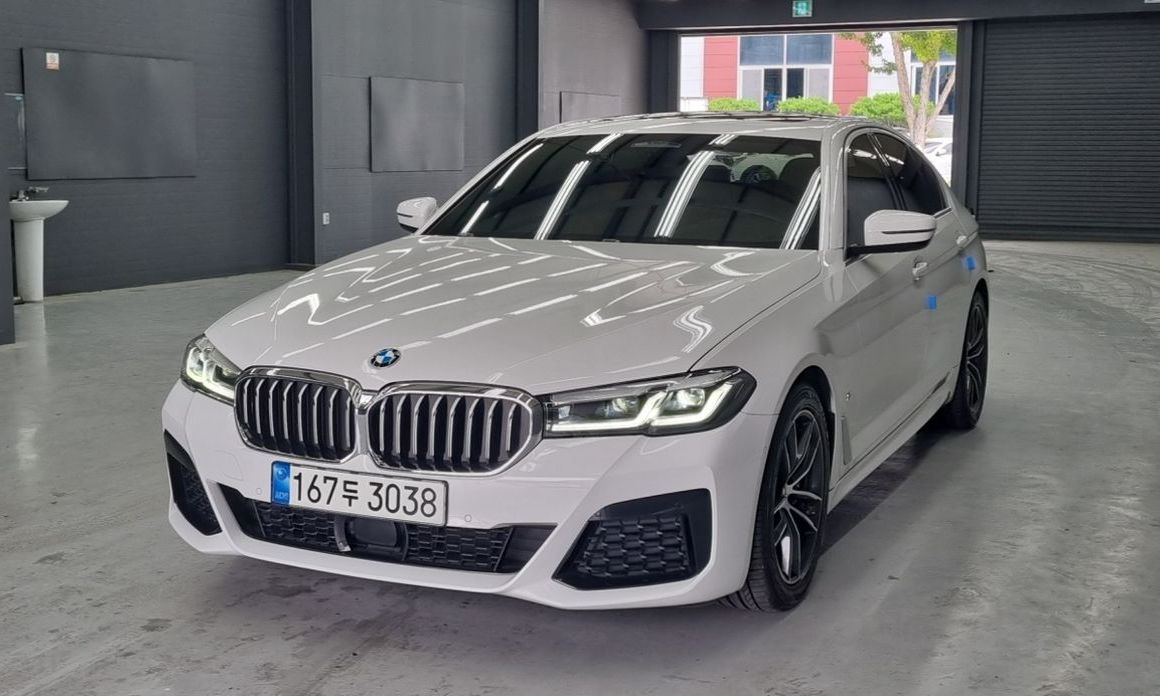 BMW 5-Series 2022