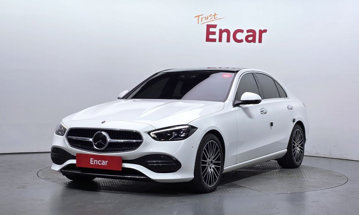 Mercedes-Benz C-Class 2024