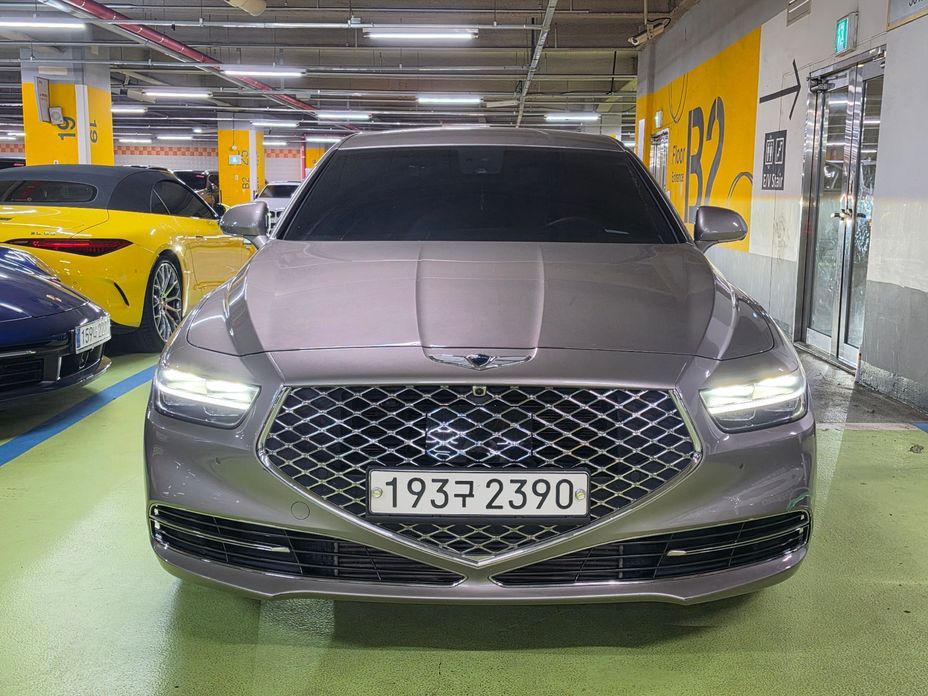 Genesis G90 2020