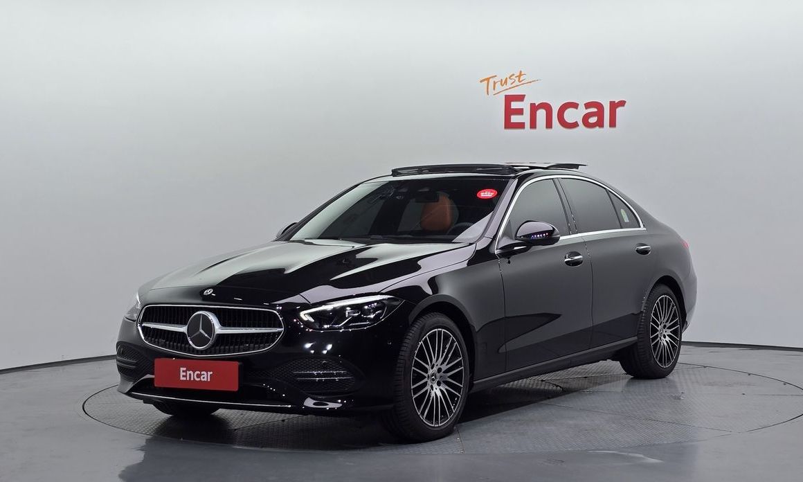 Mercedes-Benz C-Class 2025