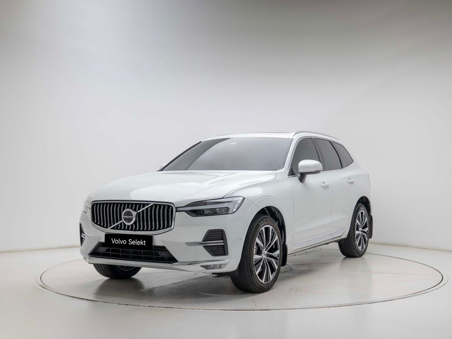 Volvo XC60 2025