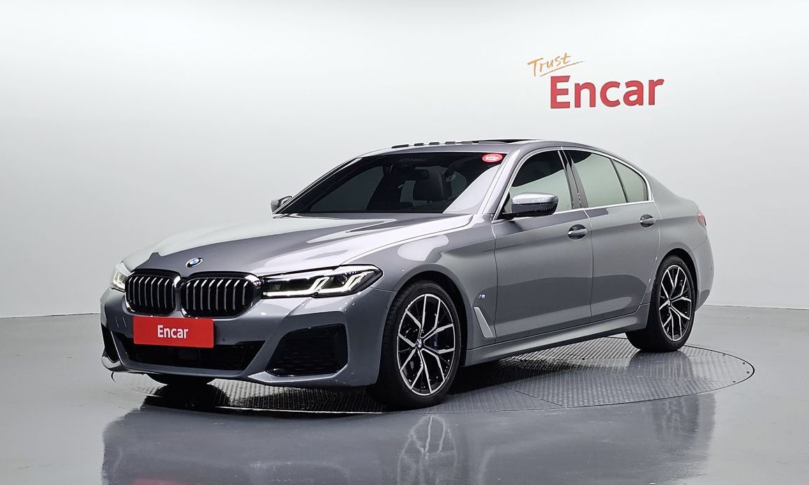 BMW 5-Series 2023