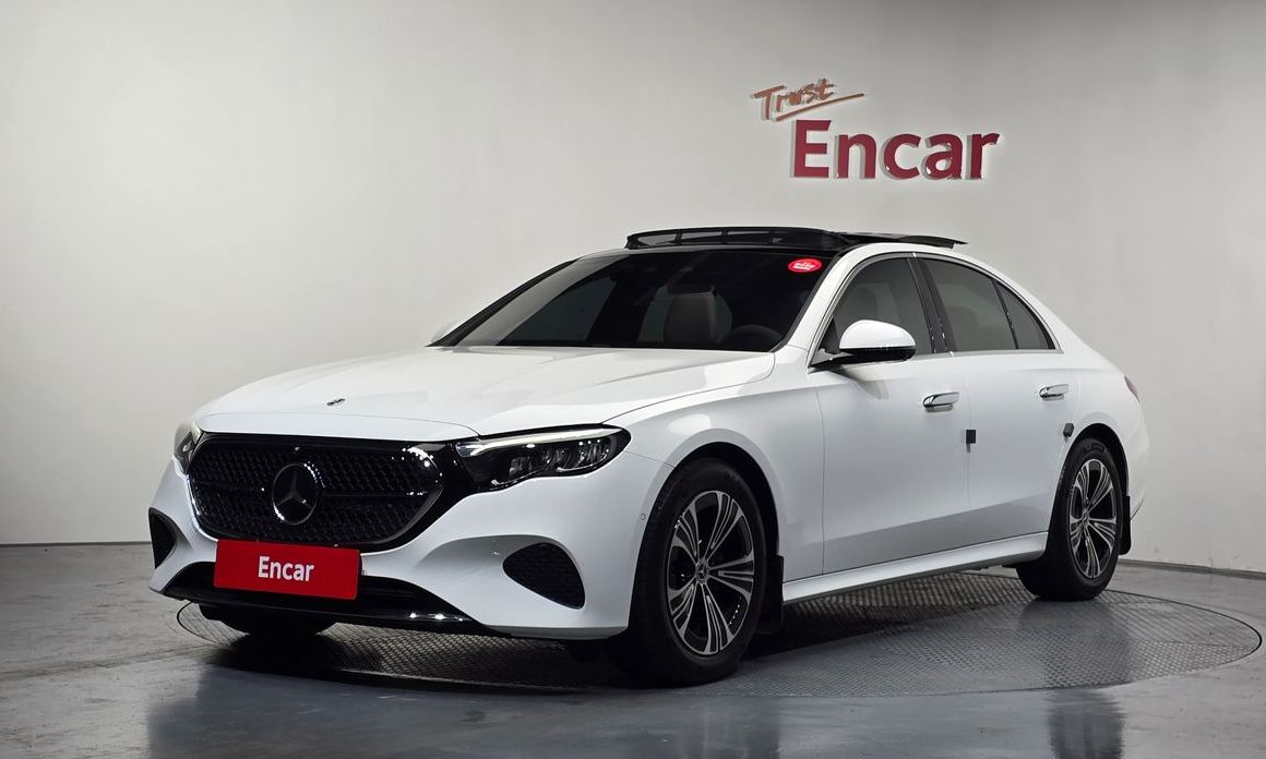 Mercedes-Benz E-Class 2025