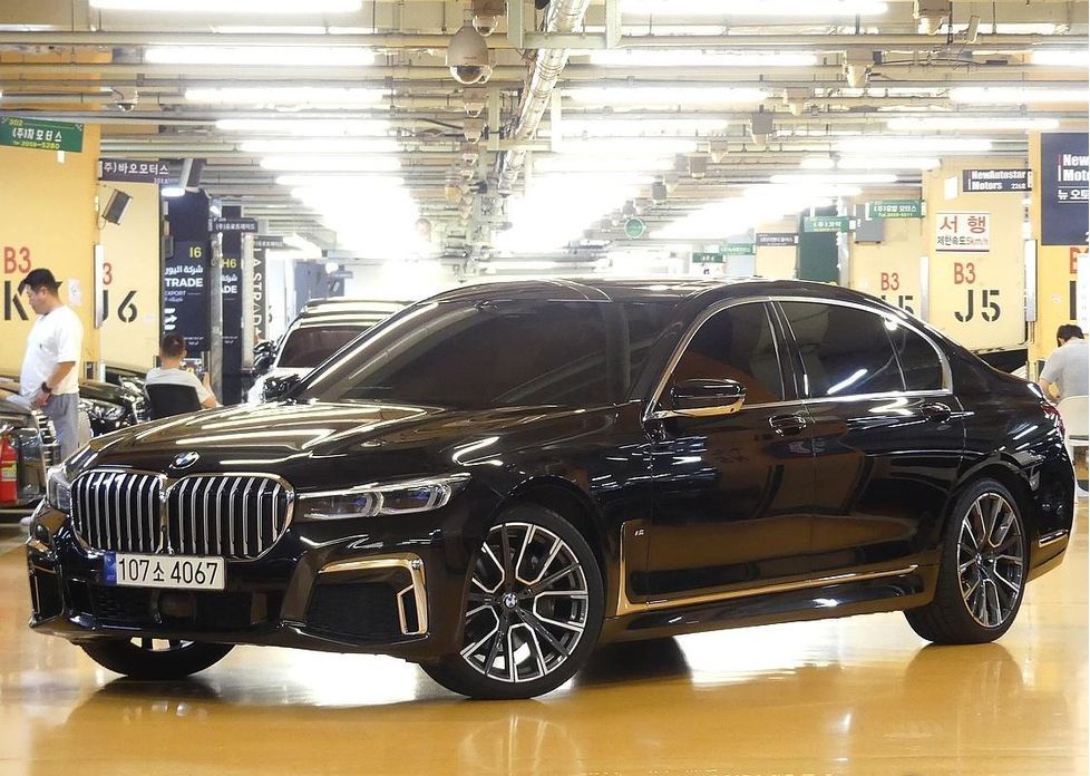 BMW 7-Series 2022