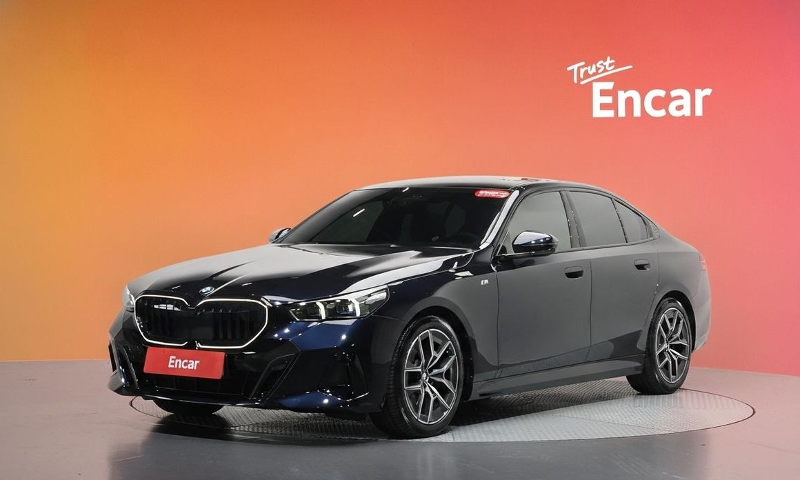 BMW 5-Series 2025