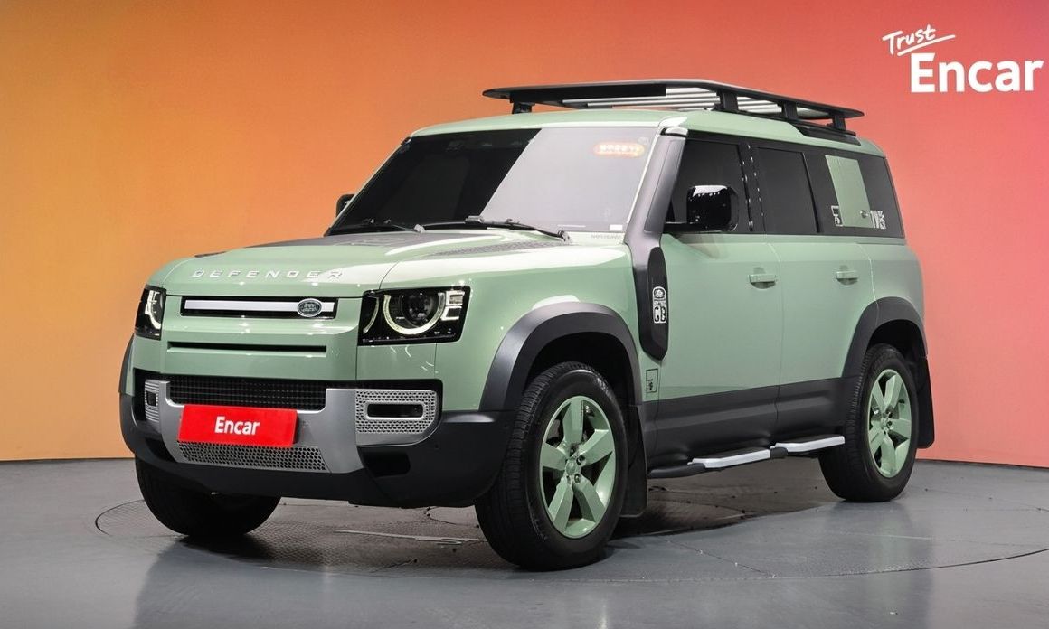 Land Rover Defender 2023
