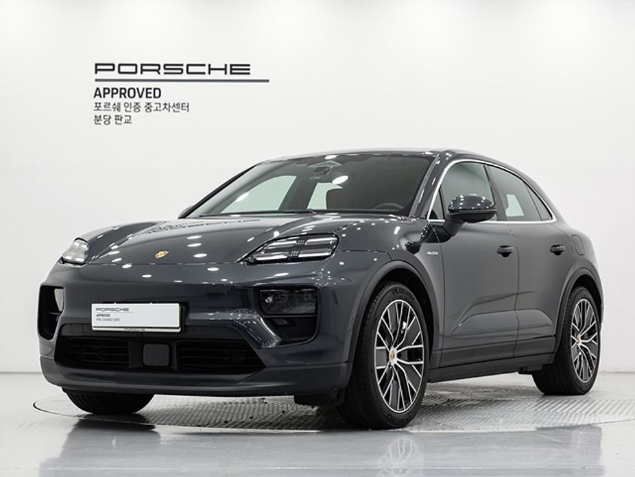 Porsche Macan 2025