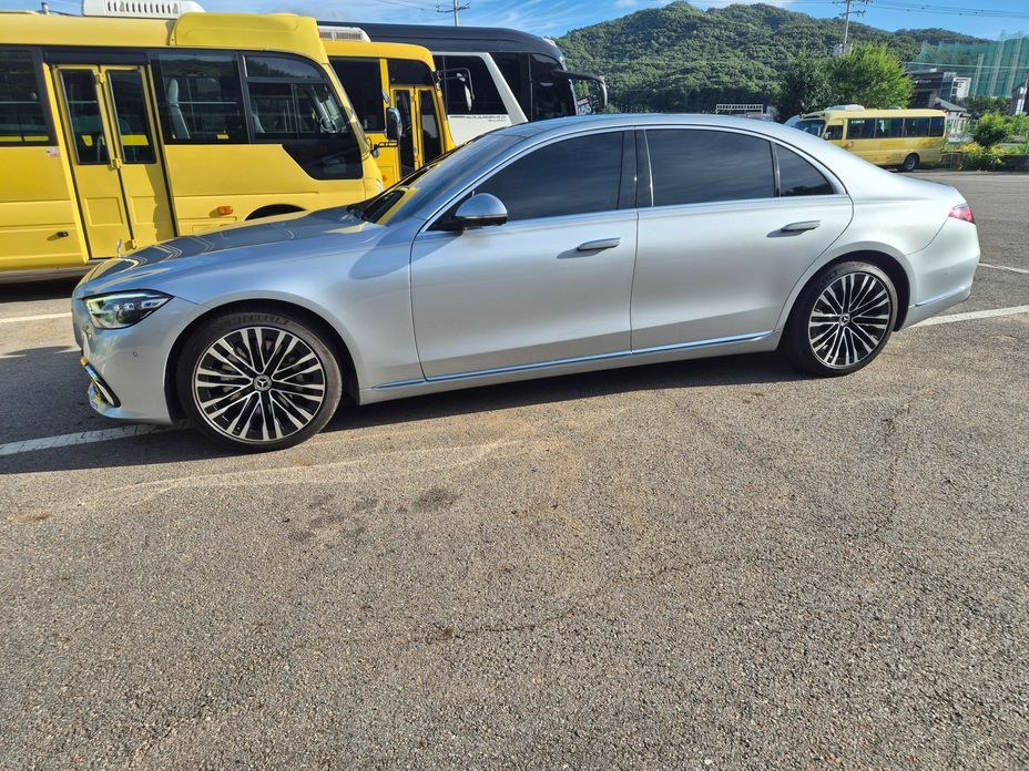 Mercedes-Benz S-Class 2022