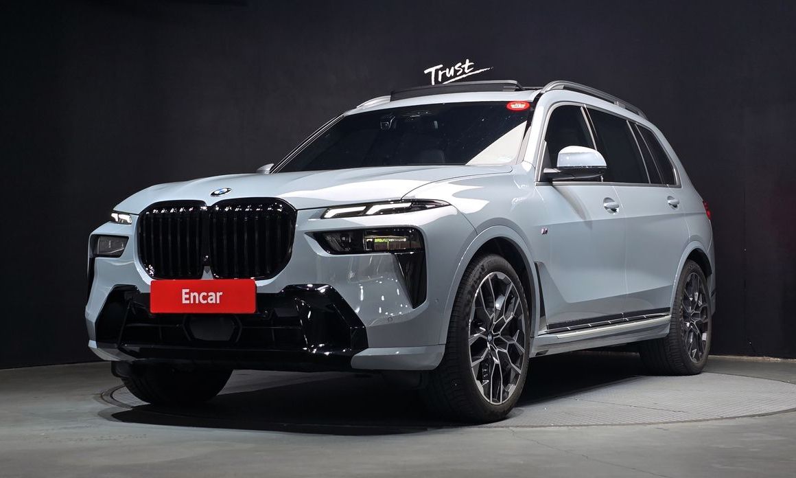 BMW X7 2025