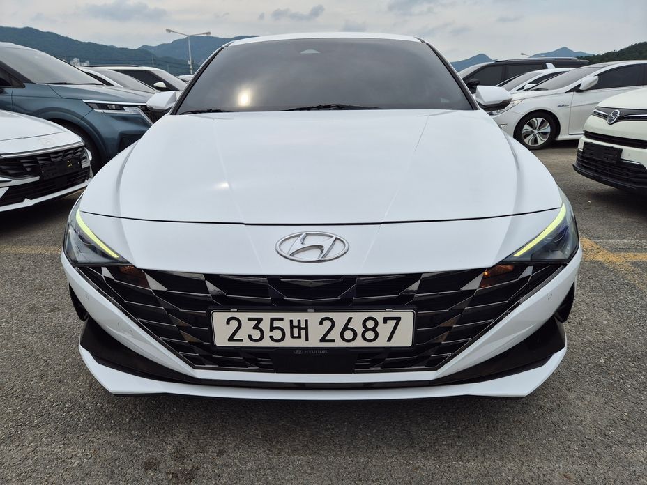 Hyundai AVANTE 2023