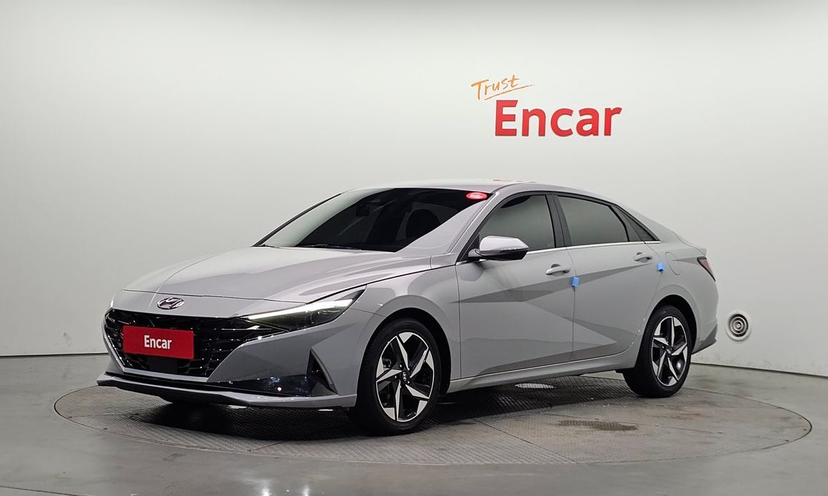 Hyundai AVANTE 2021