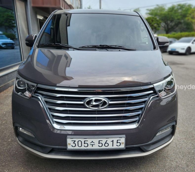 Hyundai Starex 2020