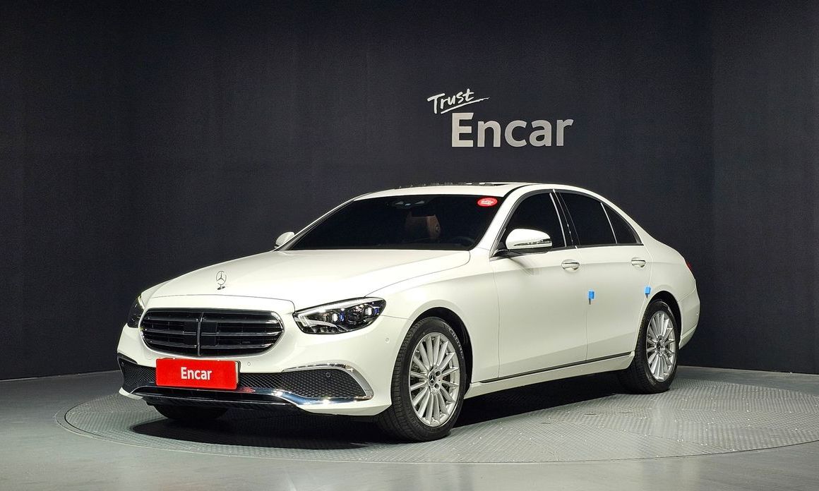 Mercedes-Benz E-Class 2021