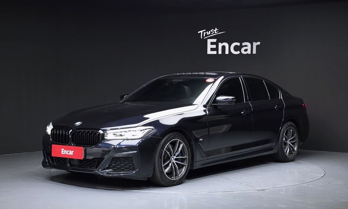 BMW 5-Series 2023