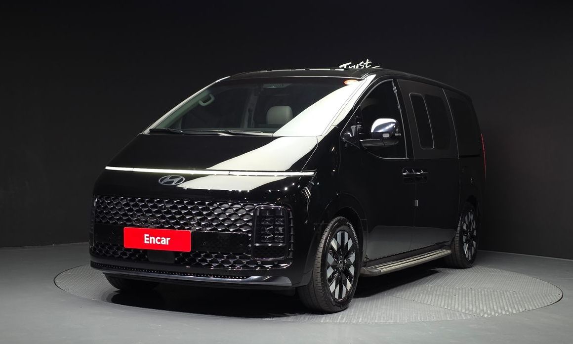Hyundai Staria 2025