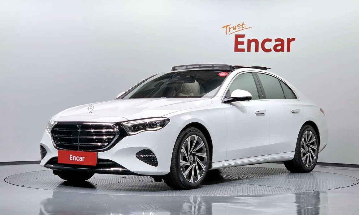 Mercedes-Benz E-Class 2025