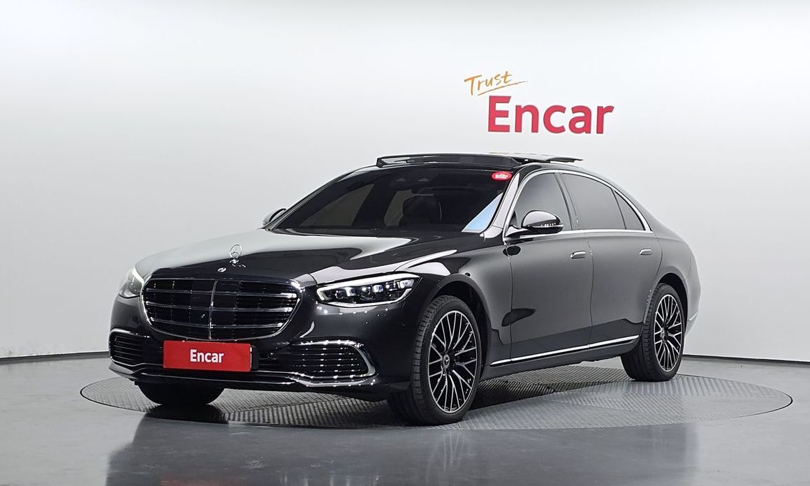 Mercedes-Benz S-Class 2023