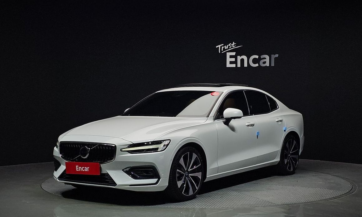 Volvo S60 2024