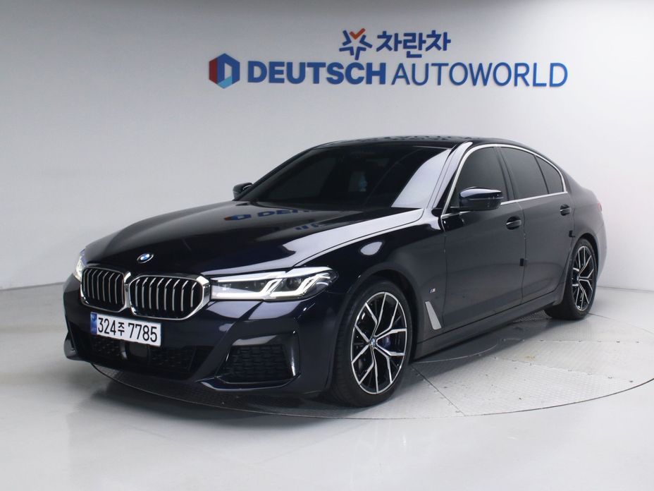 BMW 5-Series 2023