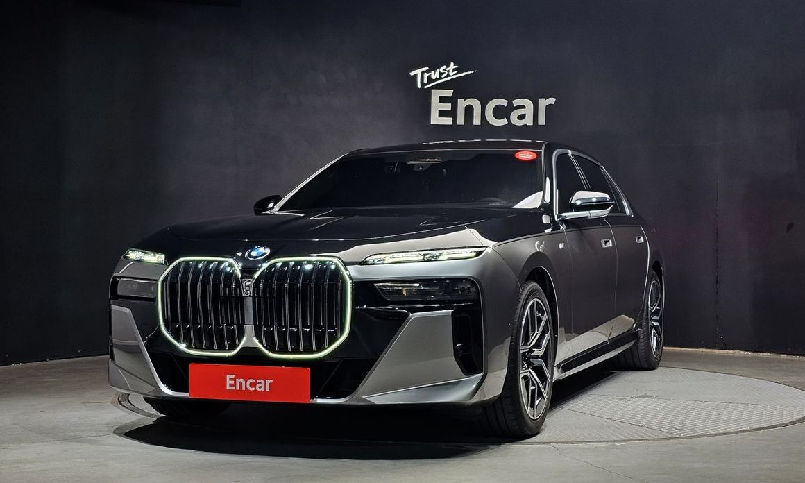 BMW 7-Series 2025