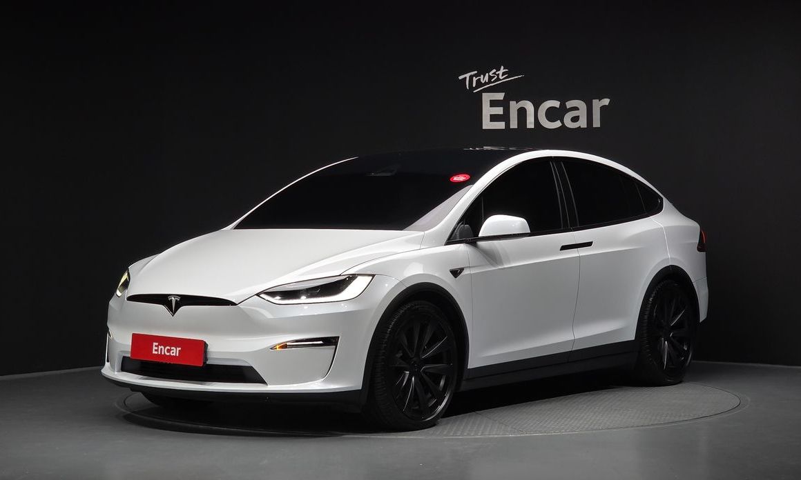 Tesla Model X 2023