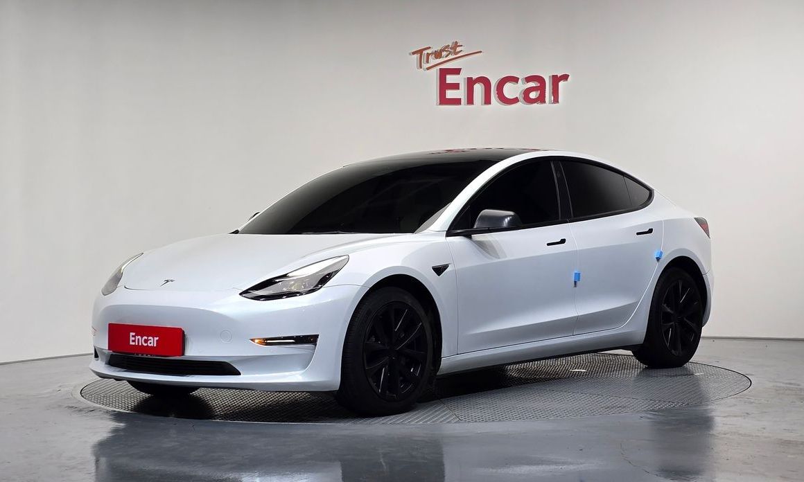 Tesla Model 3 2022