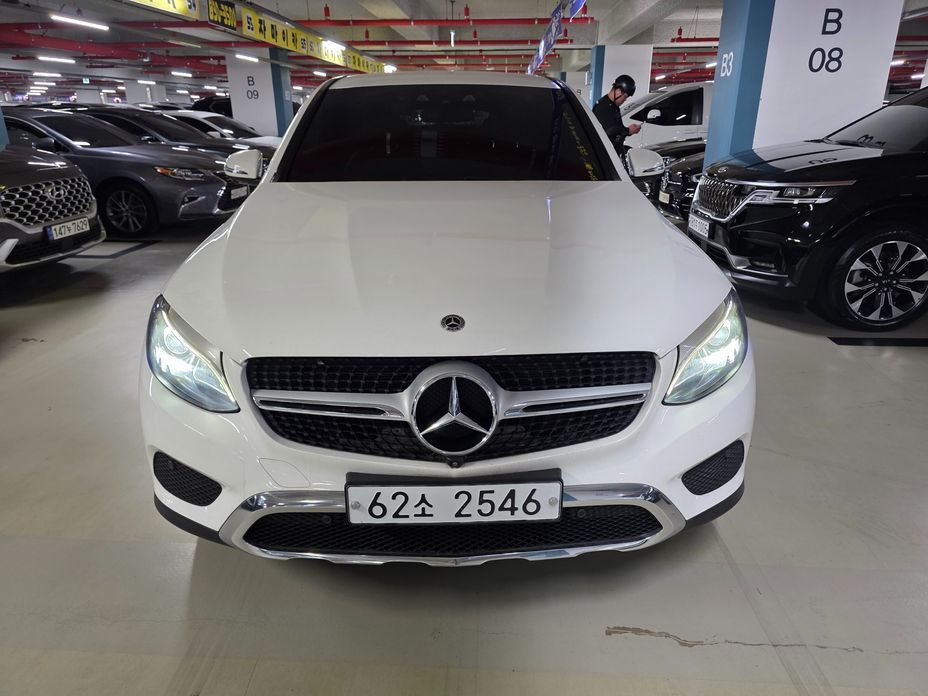 Mercedes-Benz GLC-Class 2019