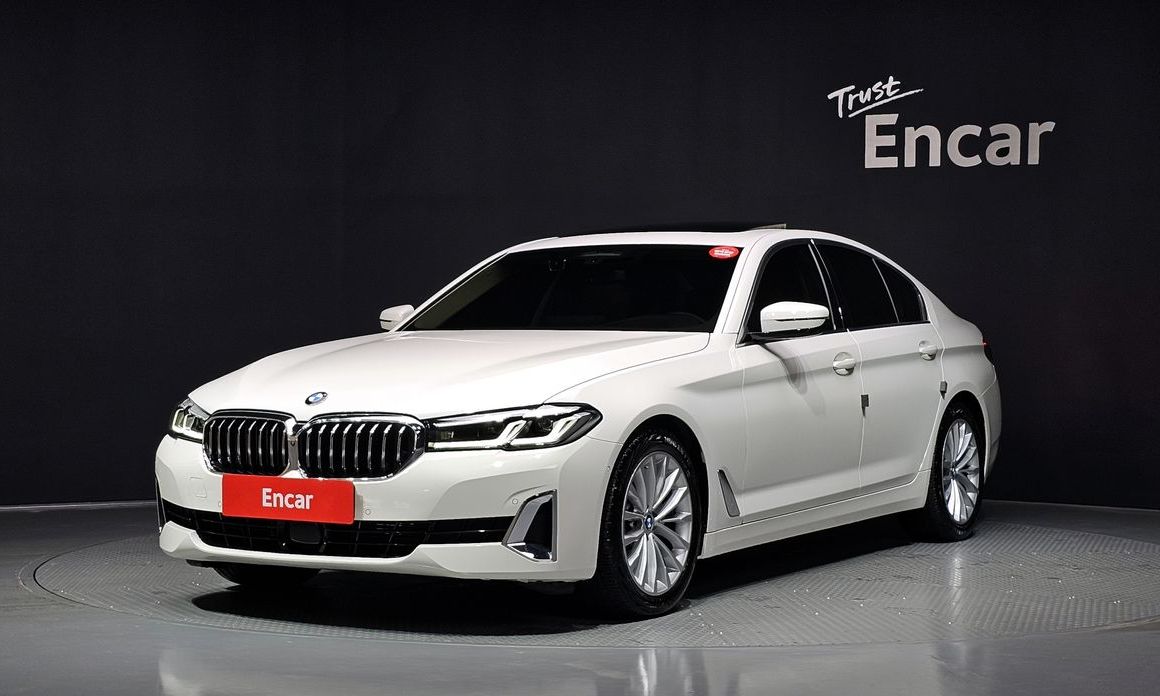 BMW 5-Series 2021