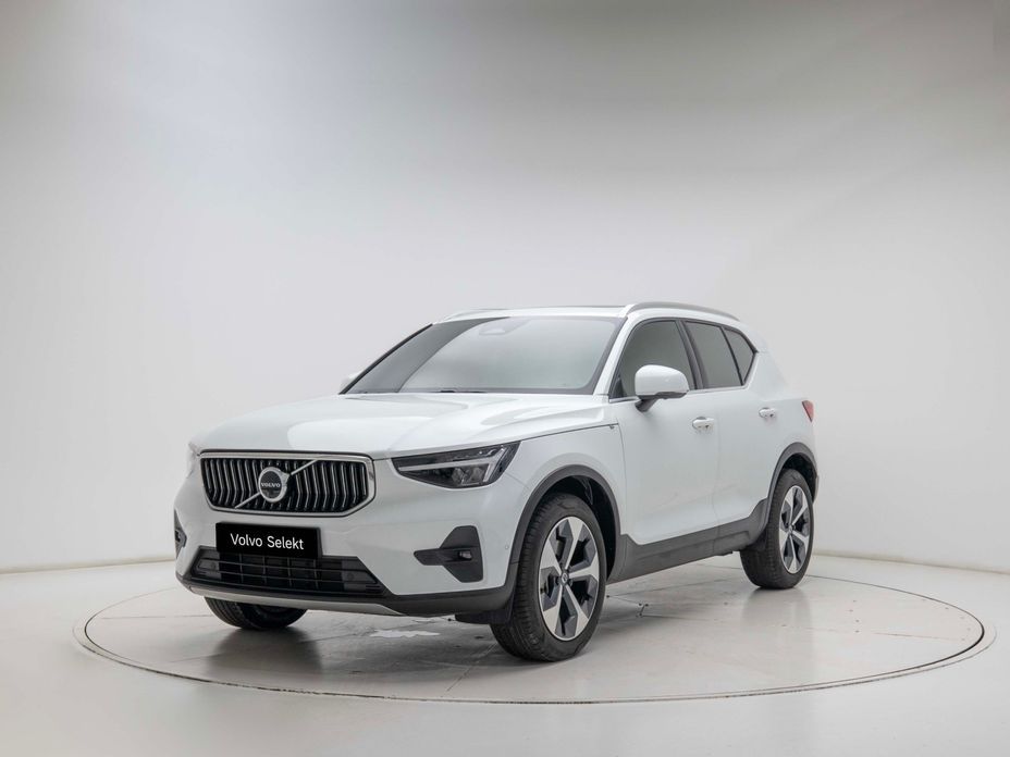 Volvo XC40 2023
