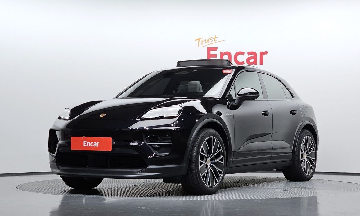 Porsche Macan 2025