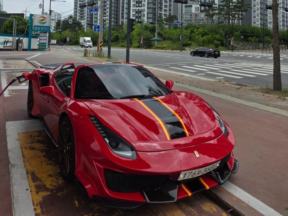 Ferrari 488 2017