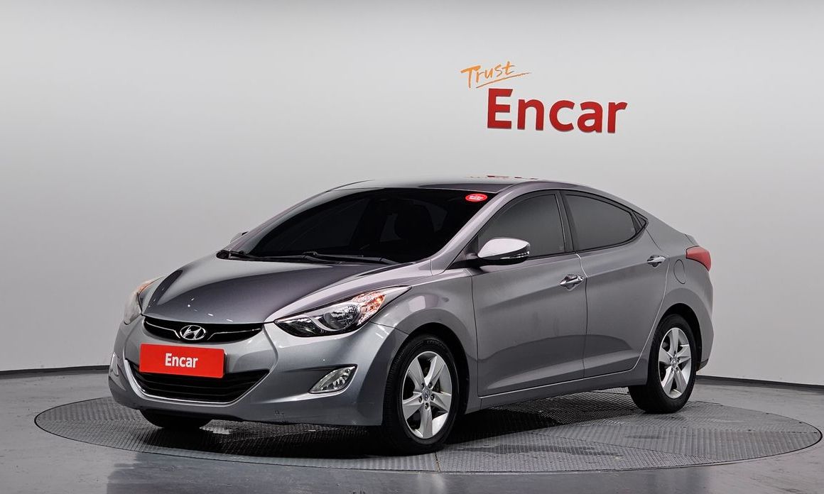 Hyundai AVANTE 2011