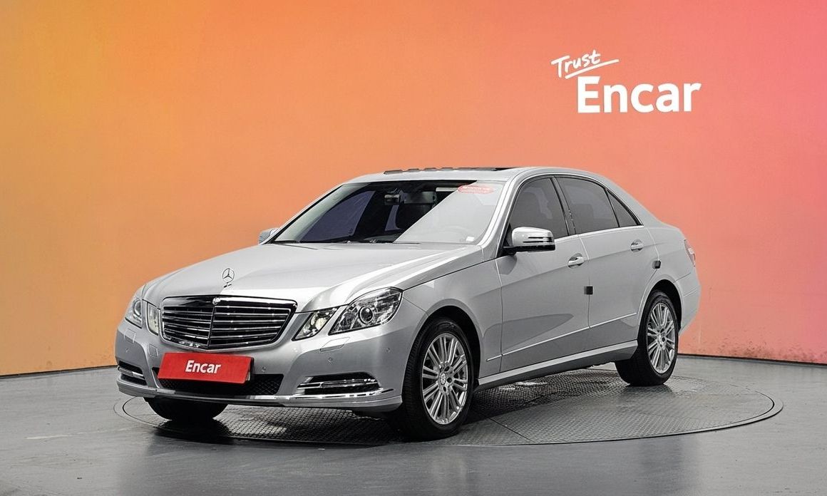 Mercedes-Benz E-Class 2011