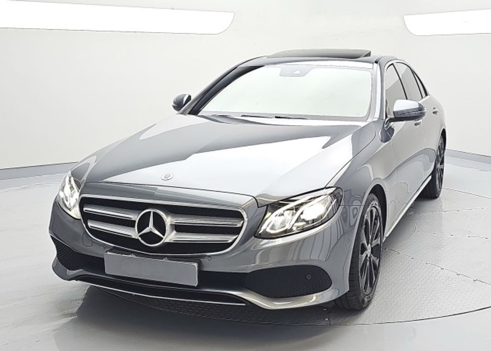 Mercedes-Benz E-Class 2018