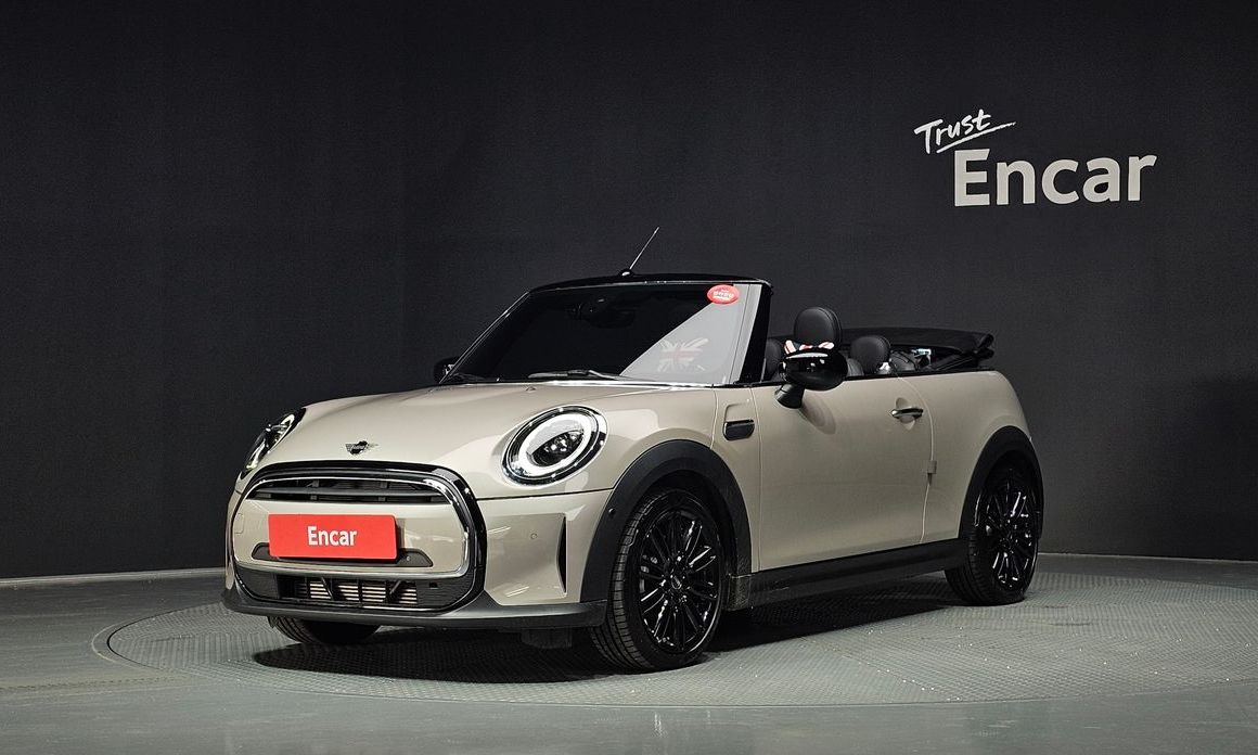 Mini Cooper Convertible 2024